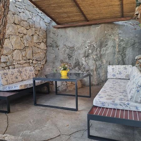 Cottage Holiday Home Omis Exterior photo